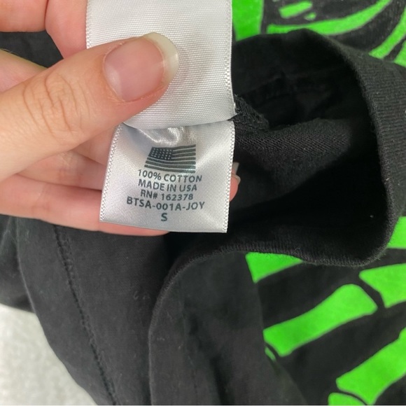 ECOSYS skull neon and black Tshirt size S-M - Picture 6 of 13